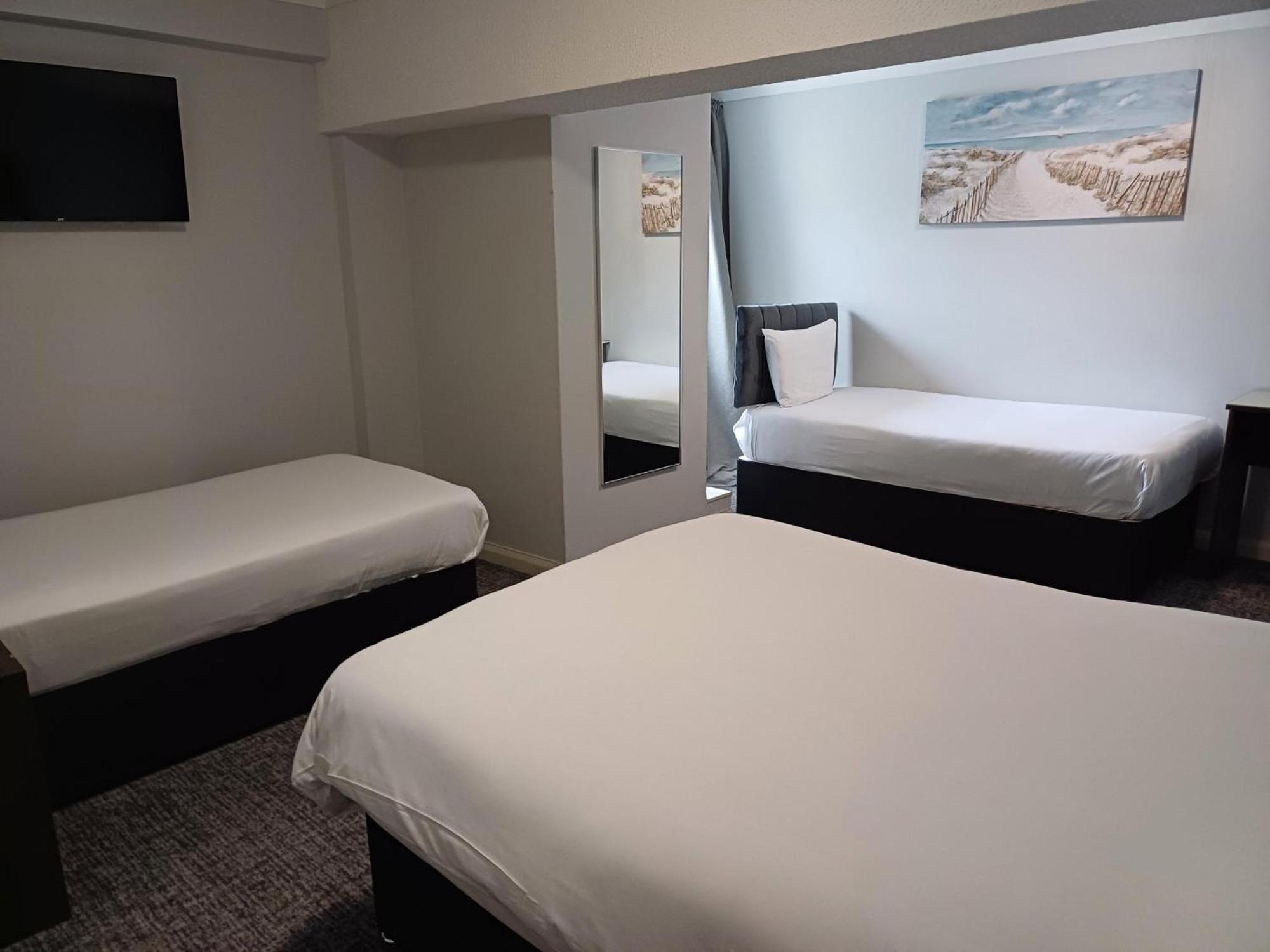 Kings Park Hotel Glasgow Room photo